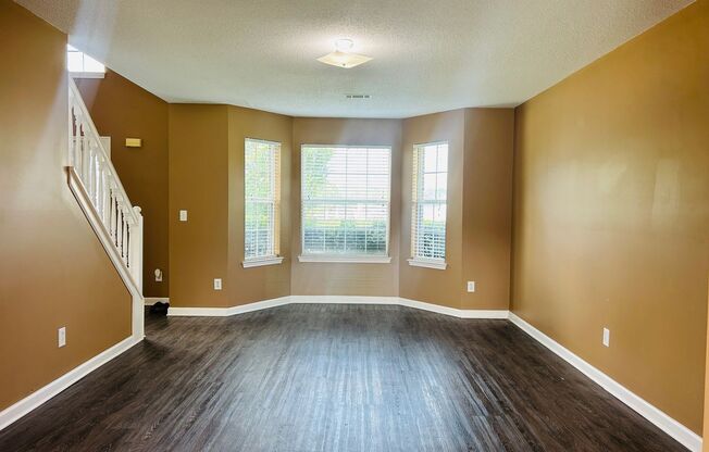 Welcome home to this stunning 5 bedroom 3 full bathroom home located in College Park! Must see!