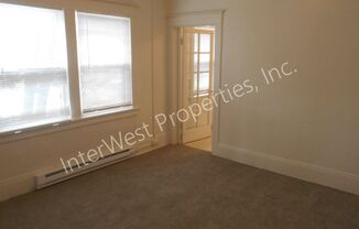 1 bed, 1 bath, 525 sqft, $1,125, Unit A