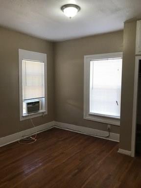 1 bed, 1 bath, 542 sqft, $695, Unit Apt 3