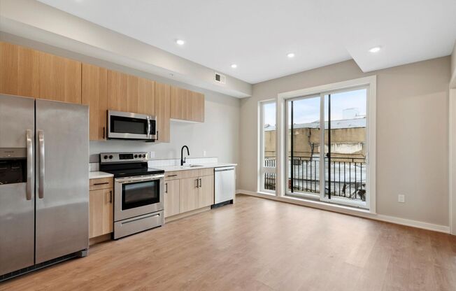 Studio, 1 bath, $1,195, Unit Unit 210
