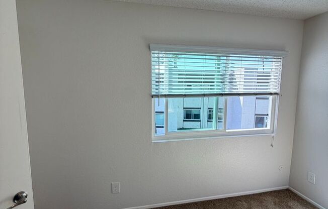 2 beds, 1 bath, 890 sqft, $2,590, Unit 304
