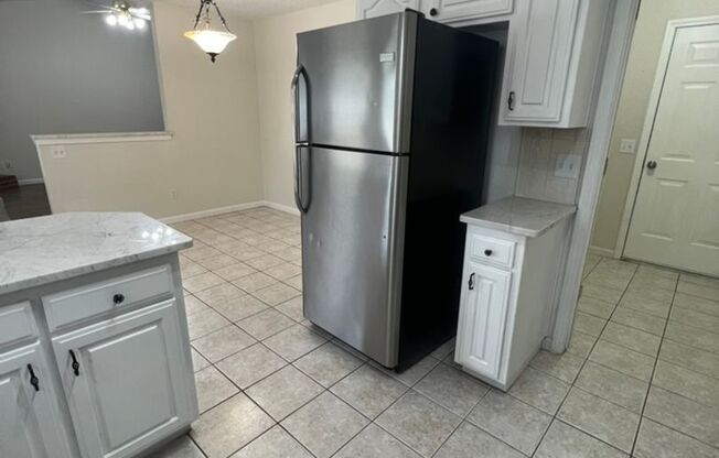 3 beds, 2 baths, $1,950