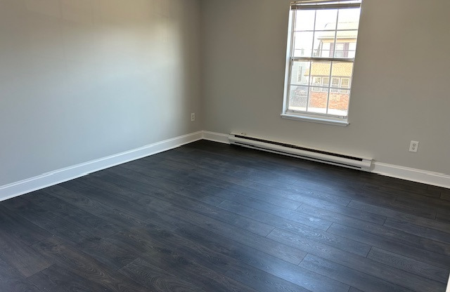 213 STEPHEN ST
