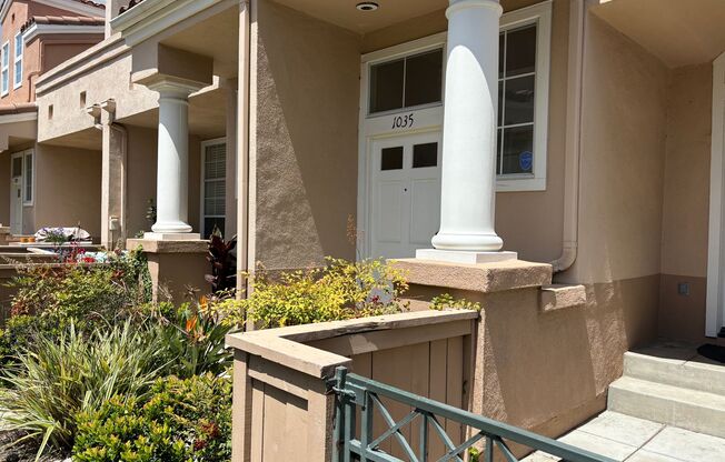 Adorable Anaheim Hills Condo in Prime Location!