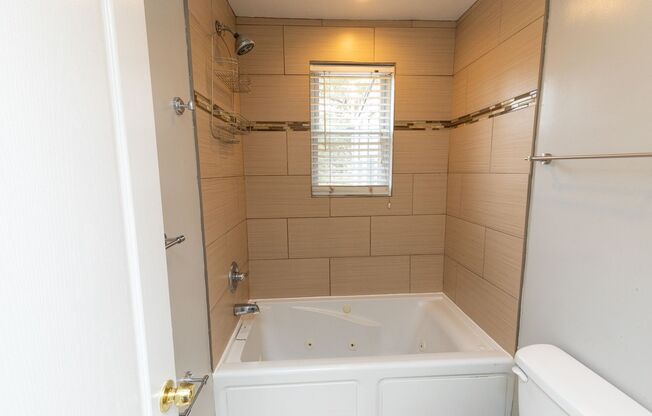 2 beds, 2 baths, $3,000