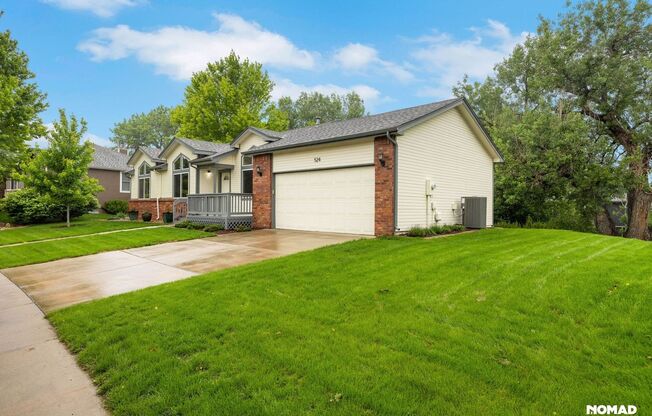 4BR  House in Longmont