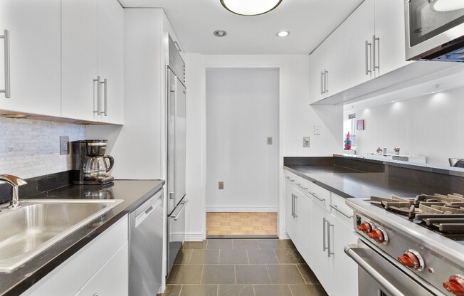300 W 135 ST