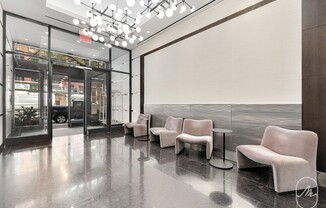 Instrata Gramercy