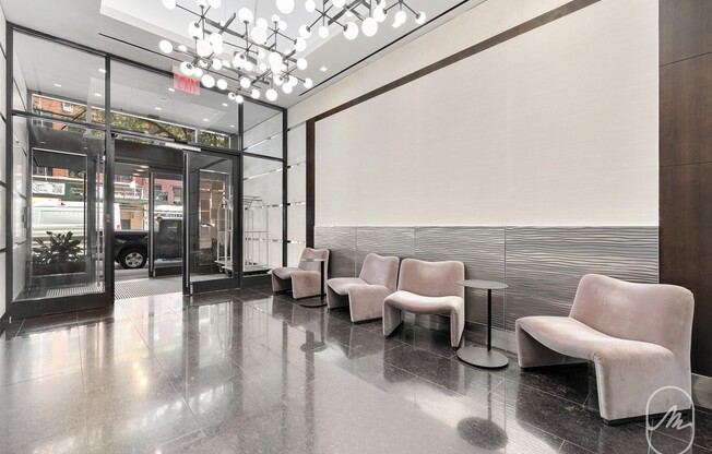 1 bed, 1 bath, $6,600, Unit 18A