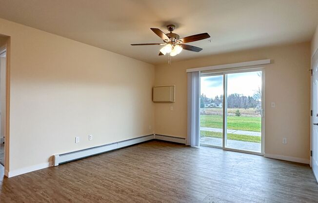 3 beds, 2 baths, 1,186 sqft, $1,385, Unit FL 5859-19