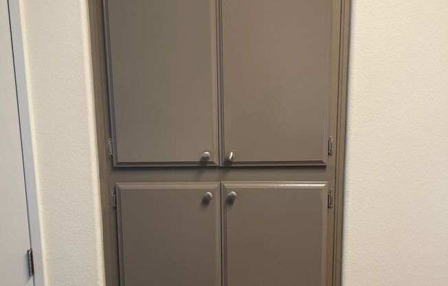 2 beds, 2 baths, 902 sqft, $1,839, Unit L3