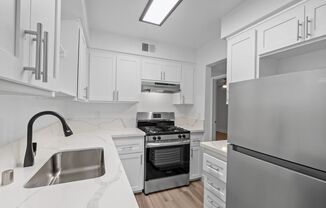 1 bed, 1 bath, 660 sqft, $1,575, Unit 136