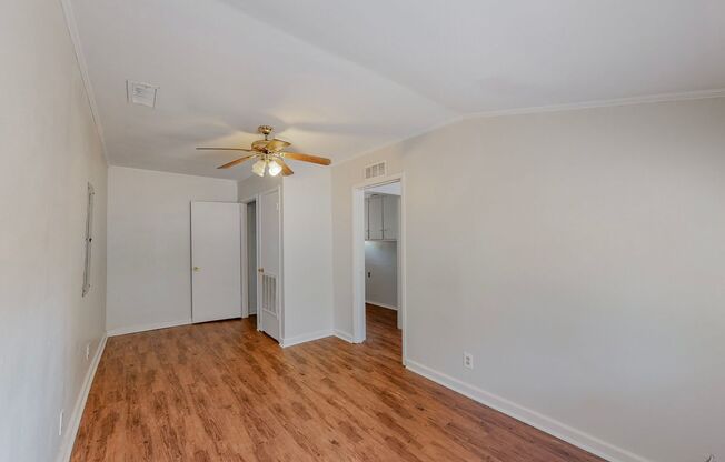 3 beds, 1 bath, $1,395