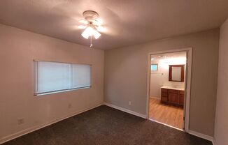 2 beds, 2 baths, $895