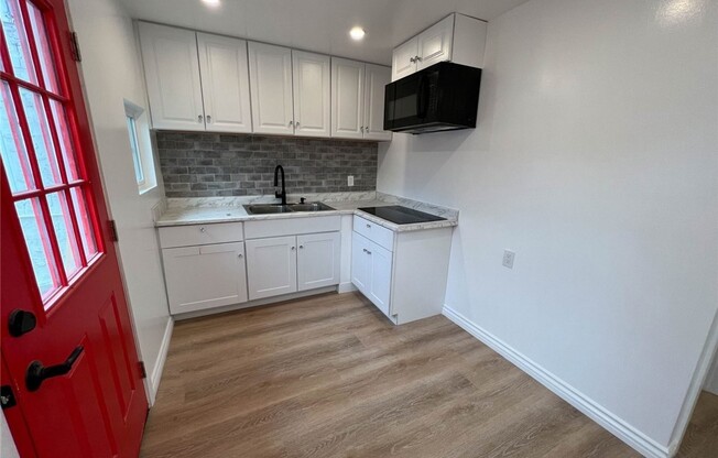 891 E 53 ST