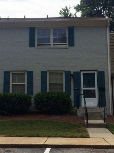 Gorgeous Townhome In Winston-Salem!