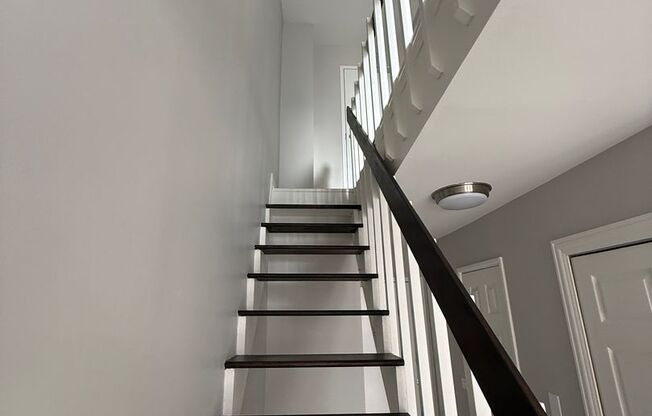 2 beds, 1.5 baths, $2,700, Unit 306