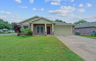 Immaculate 3 Bedroom, 2 Bath Home on Corner Lot in Cedar Park