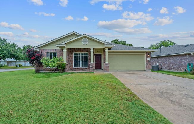 Immaculate 3 Bedroom, 2 Bath Home on Corner Lot in Cedar Park