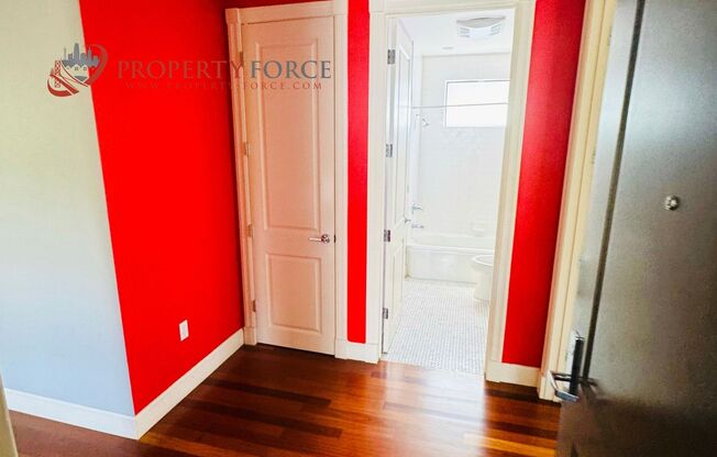 Beautiful 2 Bed 2 bath Available with great amenities!