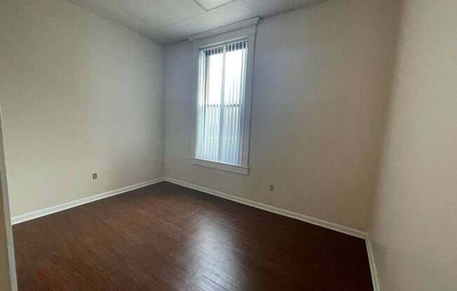 1 bed, 1 bath, 650 sqft, $820, Unit 412