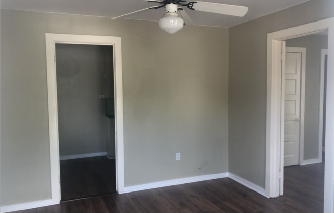 203 East Rosewood Avenue - 5