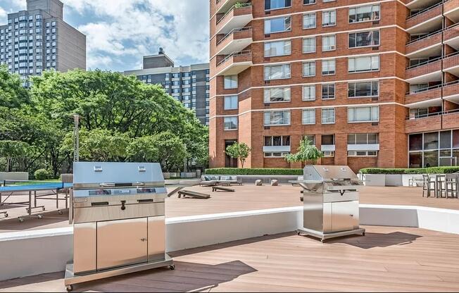 3 beds, 1.5 baths, 953 sqft, $7,220, Unit 10F