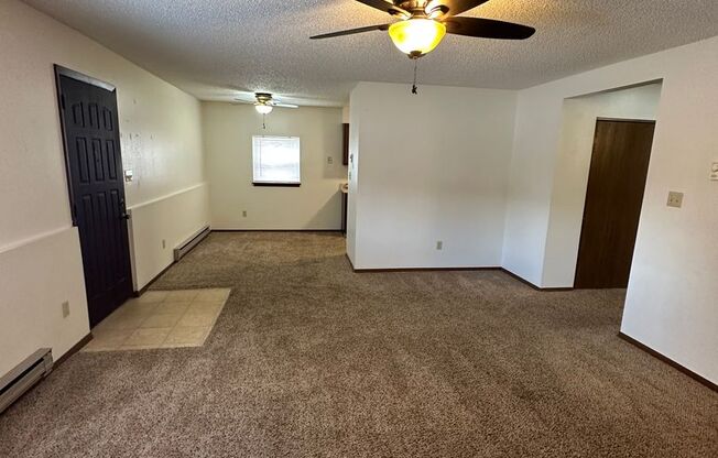 312 Hacker Ct