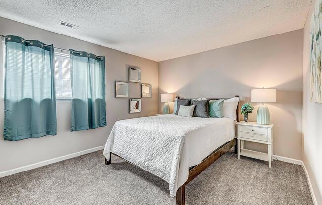 2 beds, 2 baths, 988 sqft, $1,424