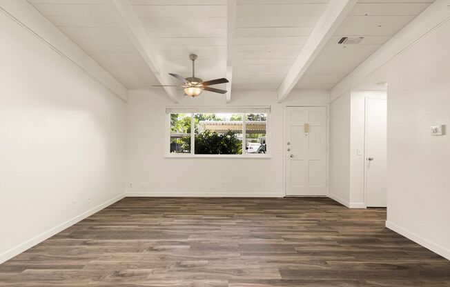 1 bed, 1 bath, 605 sqft, $1,435, Unit 036