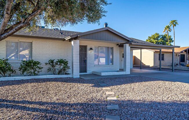 Charming Tempe home with a pool!