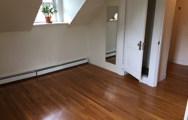 187 BEACON ST