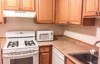 1 bed, 1 bath, 800 sqft, $2,800, Unit 808