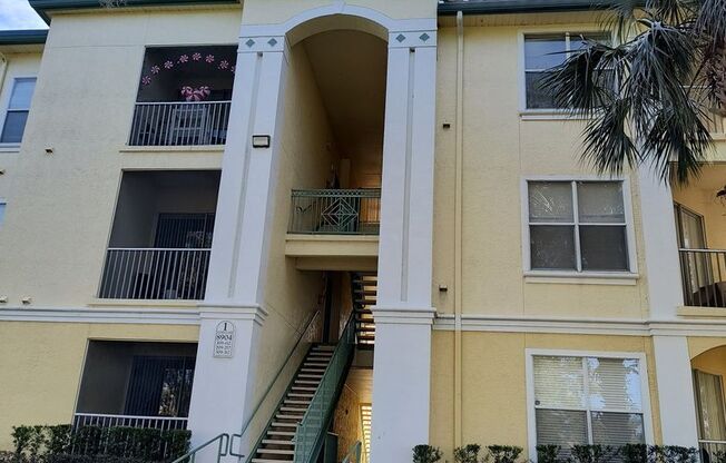 Corner Condo with Balcony in Legacy Dunes, Kissimmee