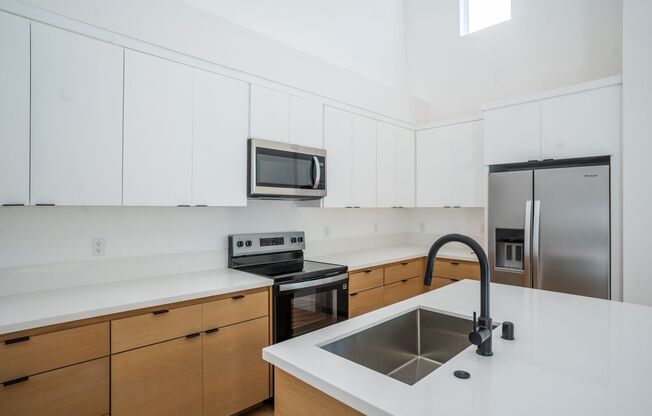 New Construction 3 bed/ 3 bath Townhome w Private 2 car garage + Oversized Balcony