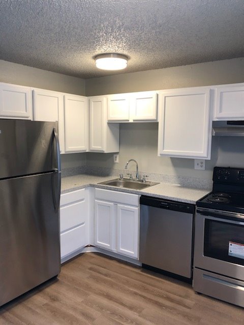 1 bed, 1 bath, 700 sqft, $1,600, Unit 6