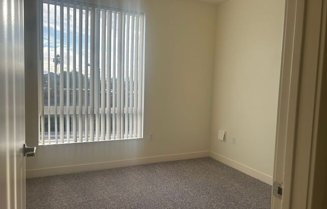 2 beds, 2 baths, 890 sqft, $2,565, Unit 252