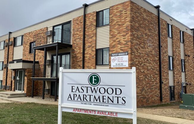 Studio, 1 bath, 350 sqft, $699, Unit 27