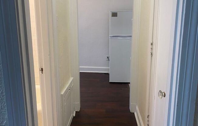 Studio, 1 bath, 308 sqft, $1,250, Unit Bayard Manor 307