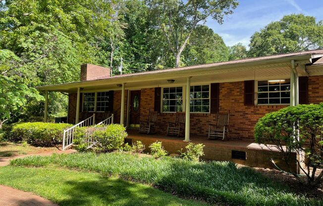 Beautiful 2 Bed, 2 Bath home located in Seagrove. (Handicap accessible)