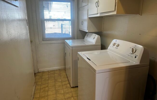 3 beds, 1 bath, $1,765