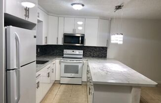 1 bed, 1 bath, $1,900, Unit 2521-03