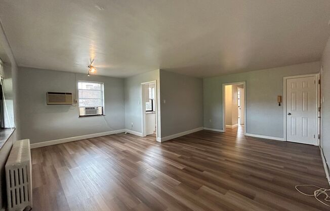3 beds, 1 bath, 1,000 sqft, $2,390, Unit 6224 Fifth Ave. #310H