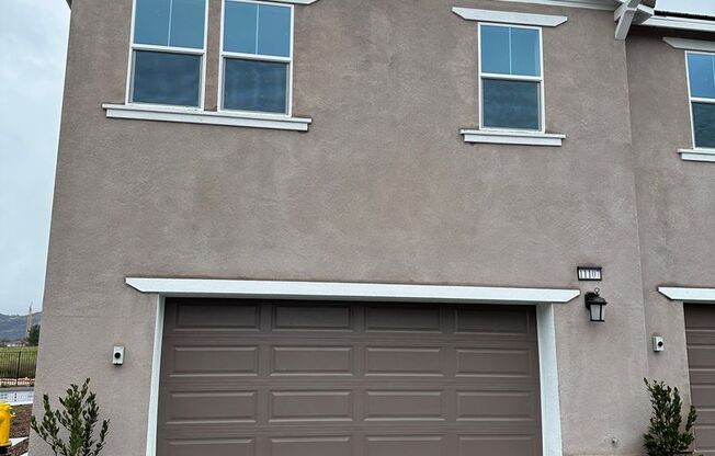 1 Year Old Lenner 3 Bedroom + Loft Condo in Wildomar