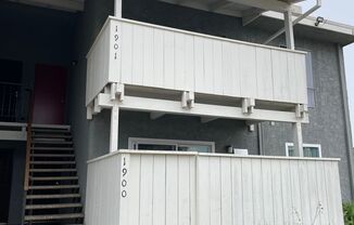 2 beds, 1 bath, $2,450, Unit # 1901