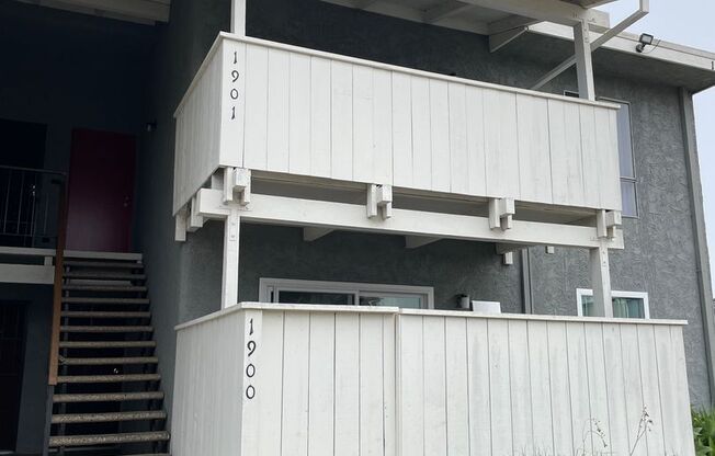 2 beds, 1 bath, $2,450, Unit # 1901