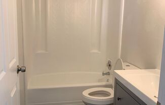 2 beds, 1 bath, 716 sqft, $1,150, Unit 148