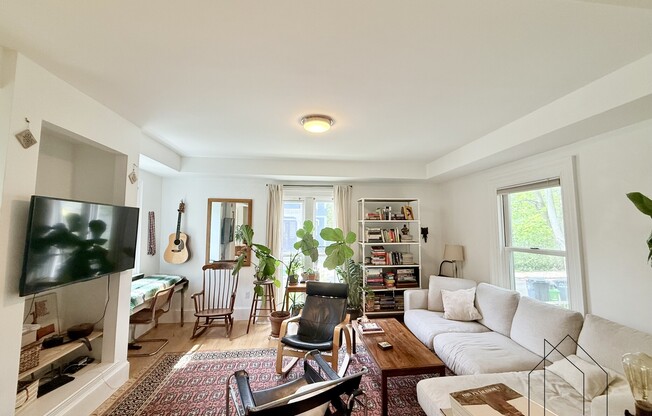 24 KENTON RD