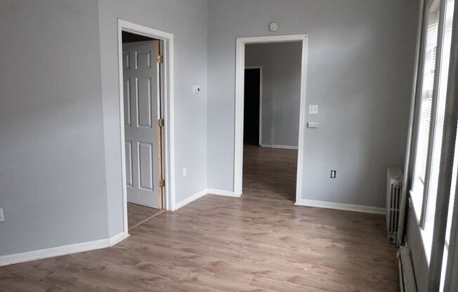 1 bed, 1 bath, 1,000 sqft, $1,200, Unit 1st Floor