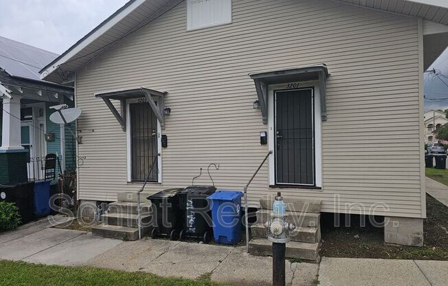 3201 LAFITTE AVE
